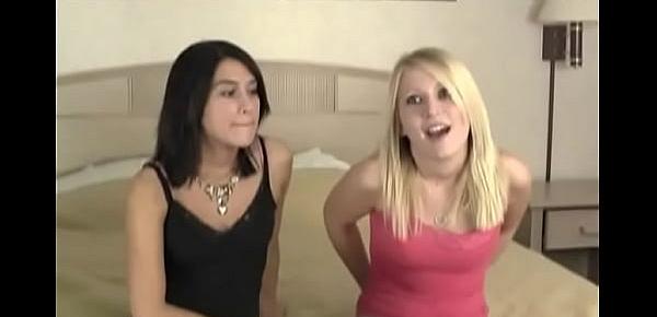  Hot Slutty Sisters Loves Giving